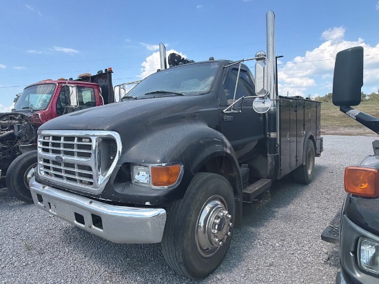 2000 Ford F-650 Mechanics Truck