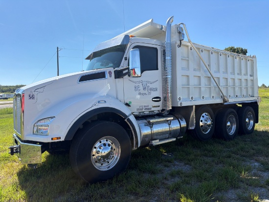 2023 Kenworth T880 Tri Axle Dump
