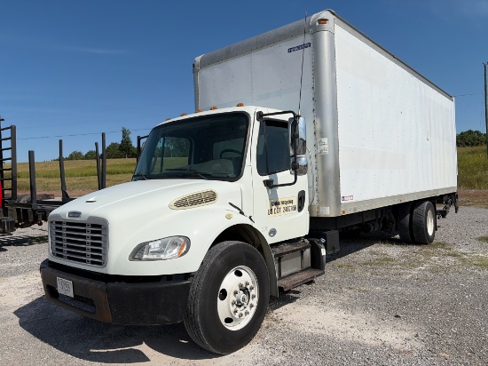 2014 FREIGHTLINER M2 106 26' SINGLE AXLE BOX TRUCK