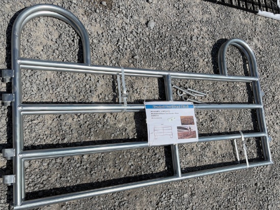 LOT OF (2) LIVESTOCK CORRAL PANELS