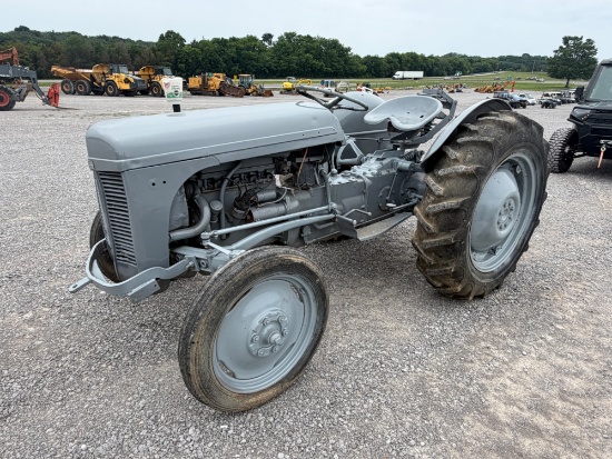 1939 HENRY FERGUSON T020 FARM TRACTOR