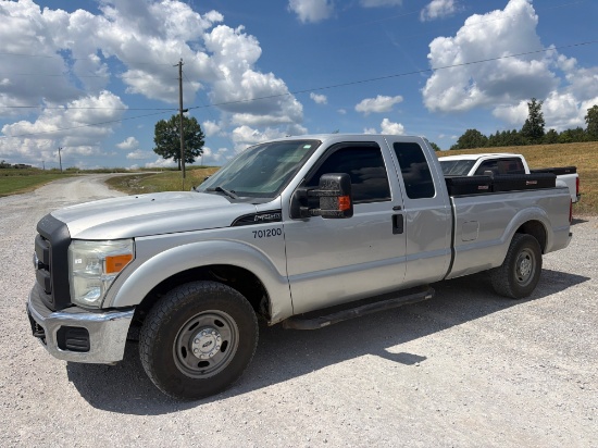 2016 Ford F-250 Xl Pickup Truck