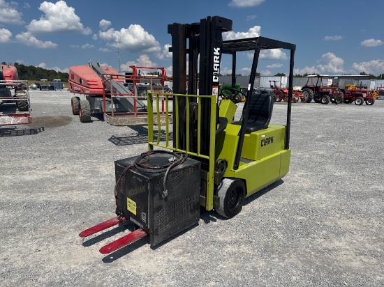Clark Tm15 Forklift
