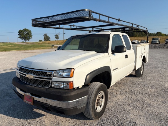 2005 Chevrolet Silverado 2500hd Service Truck