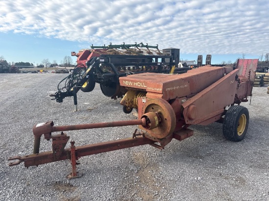 NEW HOLLAND HAYLINER 310 SQUARE BALER