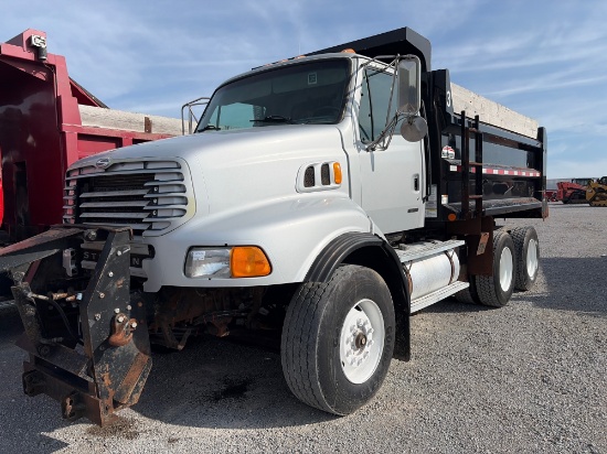 2001 Sterling L9500 Tandem Axle Dump Truck