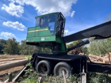 JOHN DEERE 437D LOG LOADER