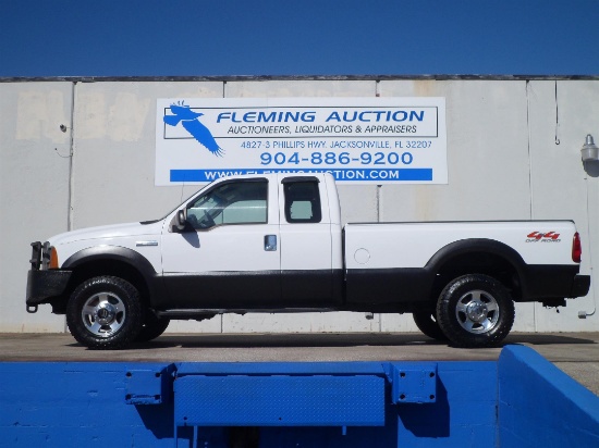 05 FORD F250 4WD V8 EXT CAB 5.4L XLT