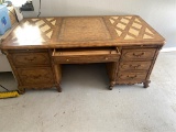 Maintand Smith Desk