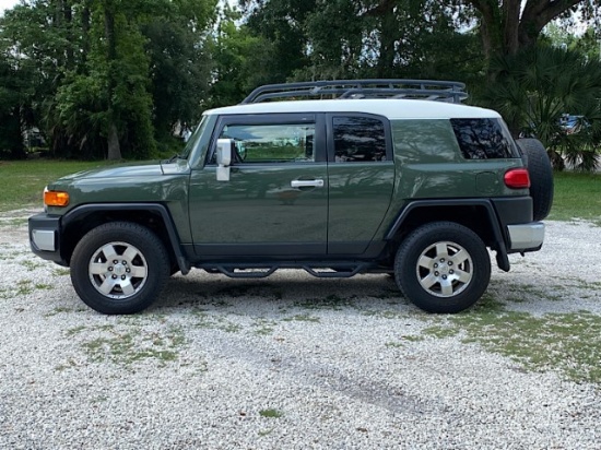 2010 TOYOTA FJ CRUISER 4WD 4D SUV