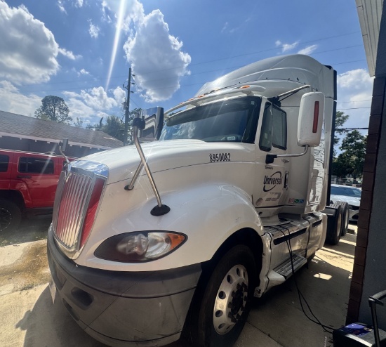 2014 International Prostar Conventional Sleeper