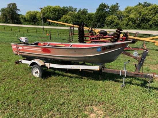 12' Lowe Aluminum Fishing Boat