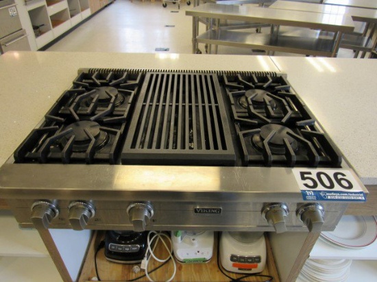 Viking Professional 4-Burner/Grill Gas Stove Top, 36" W x 28" D x 8" H. (LO