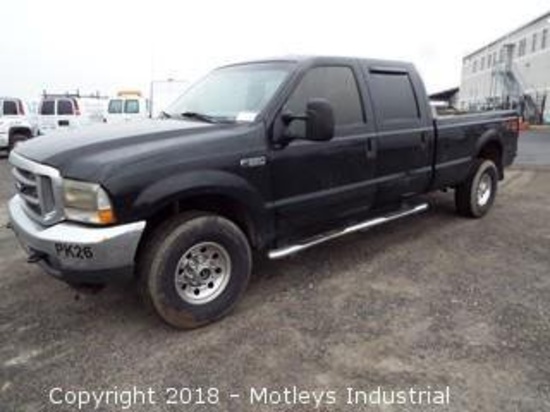 2003 Ford F350 XLT Super Duty Crew Cab 4x4 Pickup Truck