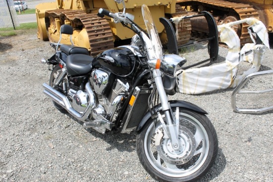 2004 Honda VTX 1800 Motorcycle