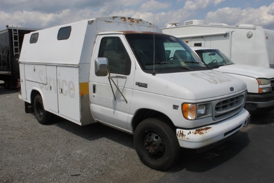 2002 Ford F350 Super Duty Utility Truck