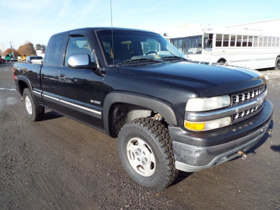 1999 Chevrolet 1500 Ext Cab 4x4 Pickup Truck