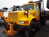 1992 International 4900 10' S/A Dump Truck (VDOT Unit #R67112)