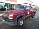 2004 Chevrolet 2500 HD 4X4 Pickup Truck