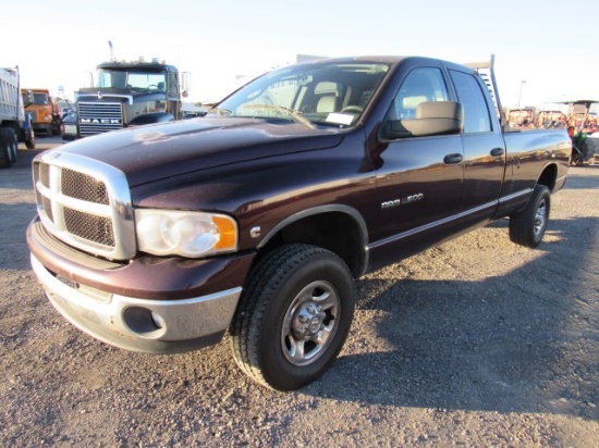 2004 Dodge Ram 2500 Crew Cab 4x4 Pickup Truck