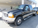 2001 Ford F350 XL Super Duty Crew Cab 4x4 Pickup Truck