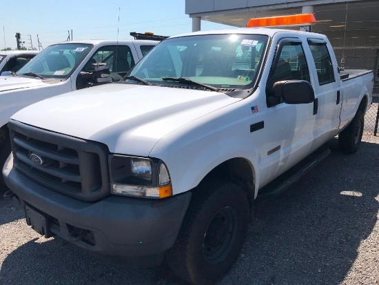 2004 Ford F350 Extended Cab Pick Up Truck