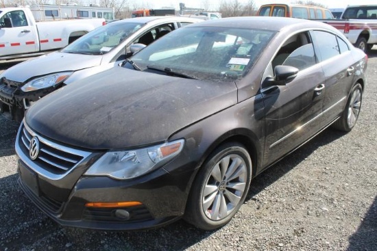 2010 Volkswagen CC Sedan (INOPERABLE)