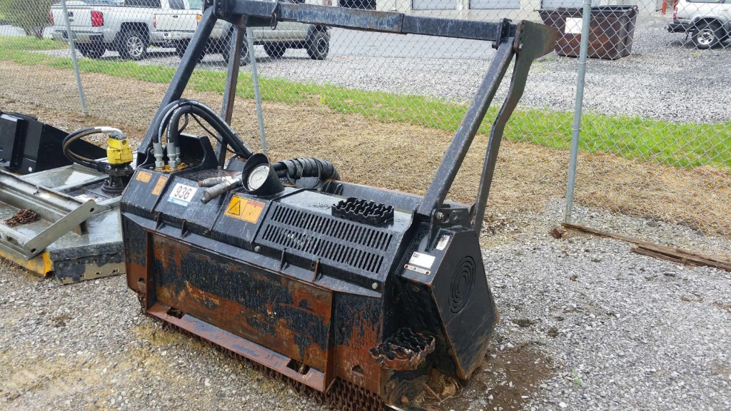 Caterpillar HM415B Mulcher