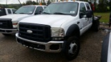 2006 Ford F-450 4WD Crew Cab Flatbed Truck (Unit #T42)