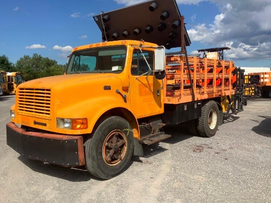 1996 International 4700 S/A Attenuator Truck (UNIT# R02107)