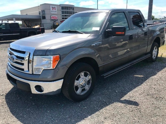 2010 Ford F150 XLT Crew Cab Pick Up Truck