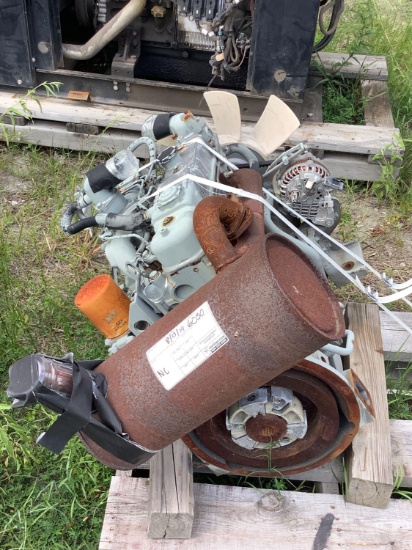 Isuzu 4 Cyl. Engine