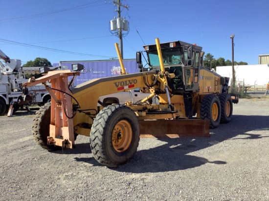 VOLVO G720B MOTOR GRADER (VDOT UNIT R0593)(INOPERABLE)