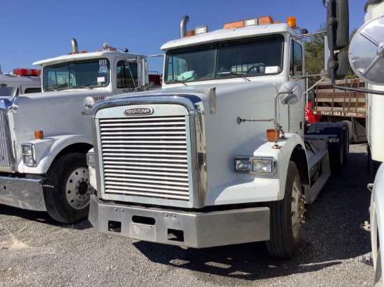 2001 FREIGHTLINER D120064SDT DAY CAB ROAD TRACTOR (UNIT #10-1084)