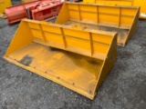 SEVERE DUTY 7 FOOT BUCKET ATTACHMENT