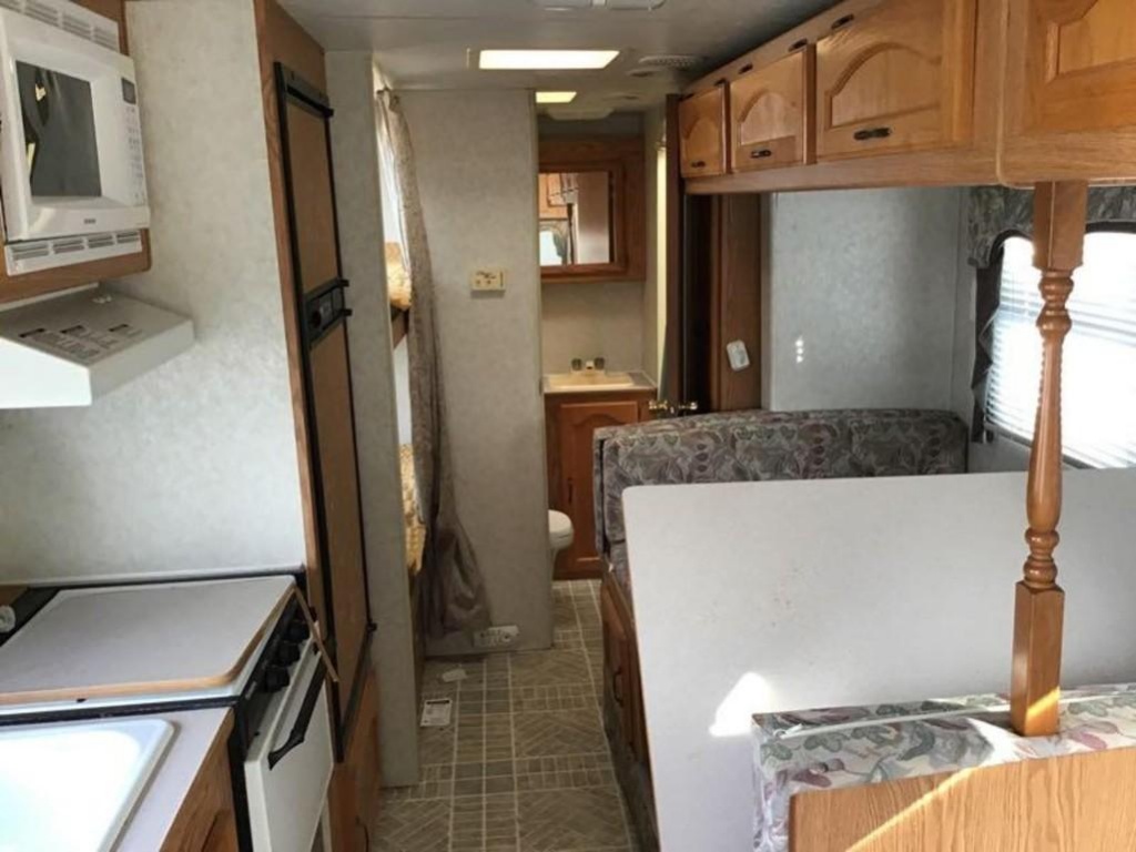 2003 FRONTIER 29FT CAMPER | Cars & Vehicles Recreational Vehicles RV's  Campers | Online Auctions | Proxibid