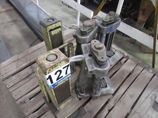 Simplex 15 Ton Hydraulic Jacks