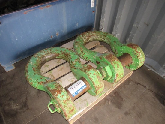 (2) 200 Ton Shackles