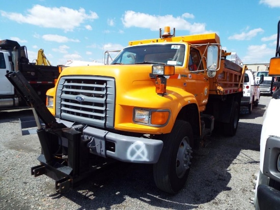 1998 FORD F800 DUMP TRUCK (VDOT UNIT #R03764)