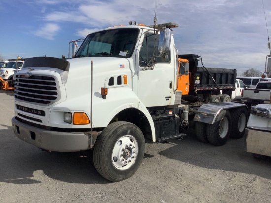 2004 STERLING TANDEM AXLE ROAD TRACTOR (VDOT UNIT #R06631)