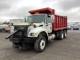 2005 NAVISTAR INTERNATIONAL 7400 DUMP TRUCK