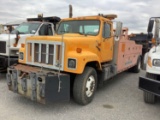 1998 INTERNATIONAL 2574 25-TON WRECKER TRUCK (VDOT UNIT #R03887)