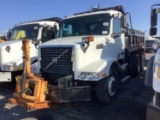 2004 VOLVO VHD T/A DUMP TRUCK (VDOT UNIT #R06188) (INOPERABLE)