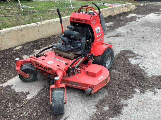 GRAVELY STAND BEHIND LAWN MOWER