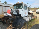 Mack R686ST T/A Road Tractor (INOPERABLE)