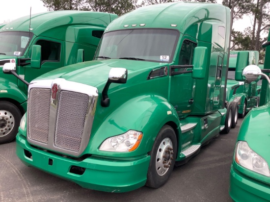 2017 KENWORTH T680 T/A SLEEPER ROAD TRACTOR (UNIT #1768)