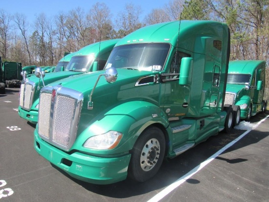 2015 KENWORTH T680 T/A SLEEPER ROAD TRACTOR (UNIT #1554)