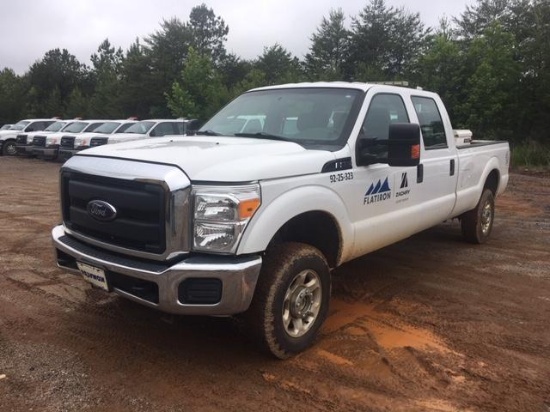 2016 Ford F250 4X4 Crew Cab Pickup Truck (Unit #323)