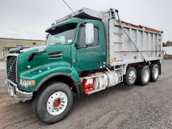 2010 Volvo D13 Tri/A Dump Truck