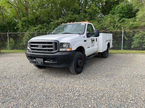 2003 FORD F350 UTIL BODY TRUCK (Lynchburg VDOT # R06534)